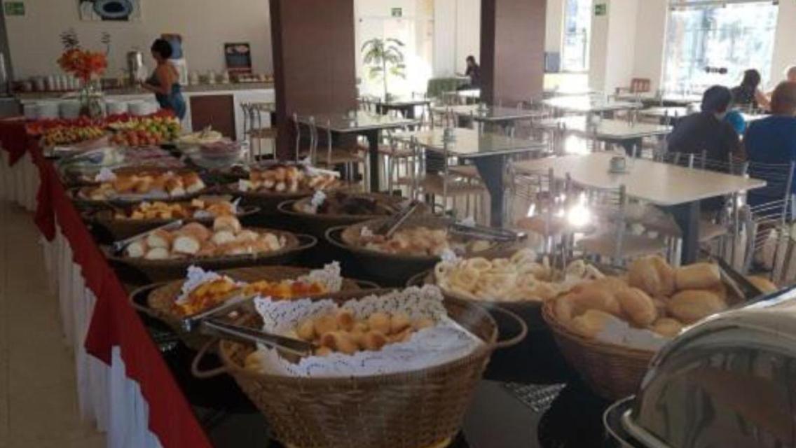 Hotel GOLDEN DOLPHIN com café da manhã! Caldas Novas Extérieur photo